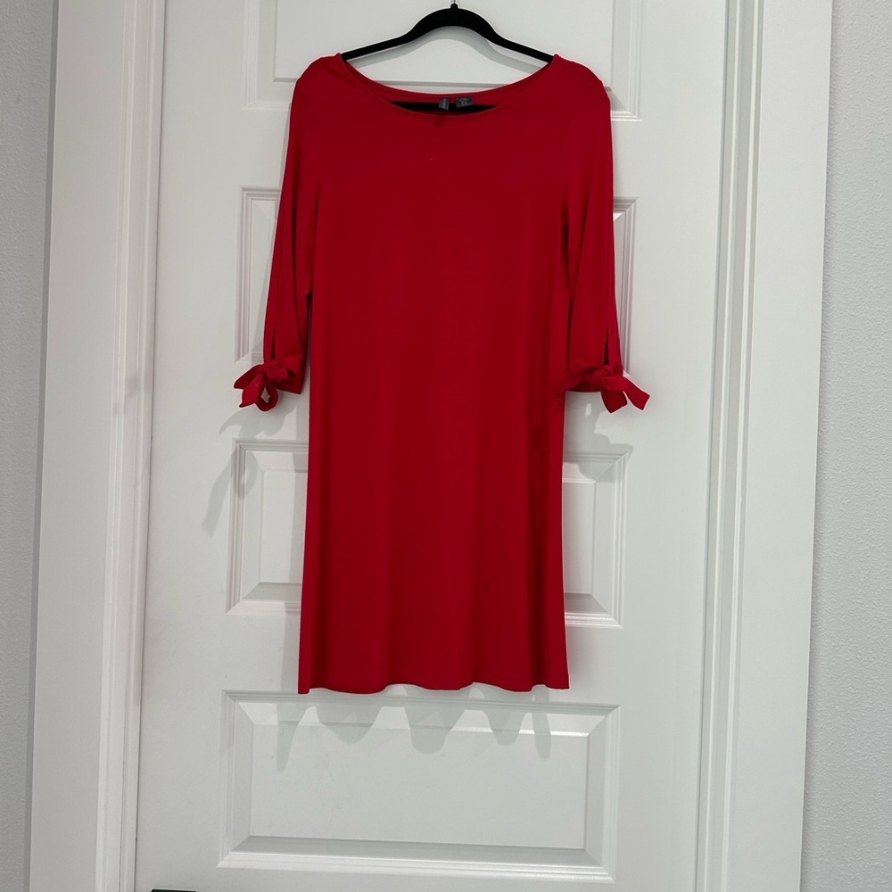 Red Tie-Sleeve‎ Dress